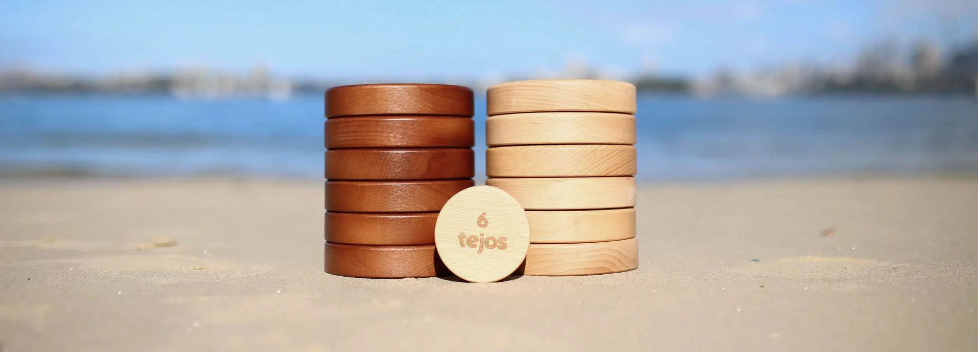 6tejos Classic Set stacked with natural and dark wood tejos